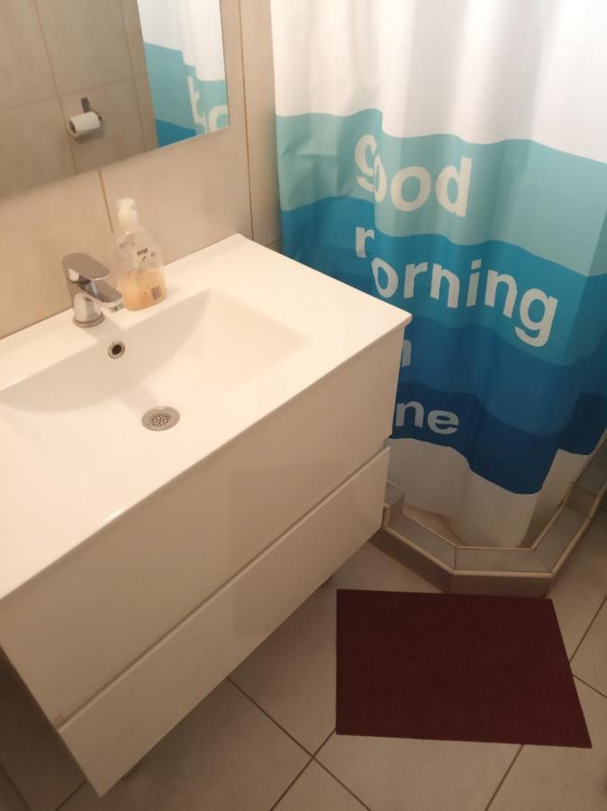 Cosy Penthouse -Up To 6 Guests- In The City Centre! Selanik Dış mekan fotoğraf